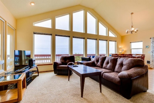 Pacific Coast Views image 31