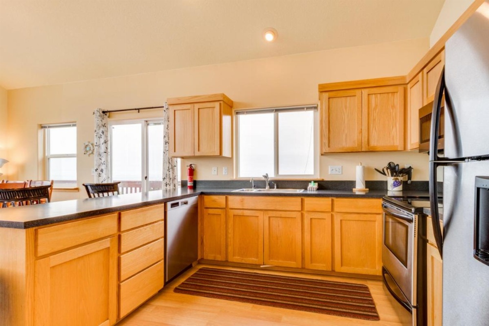 Pacific Coast Views Image 32