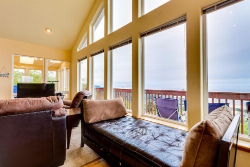 Pacific Coast Views image 38